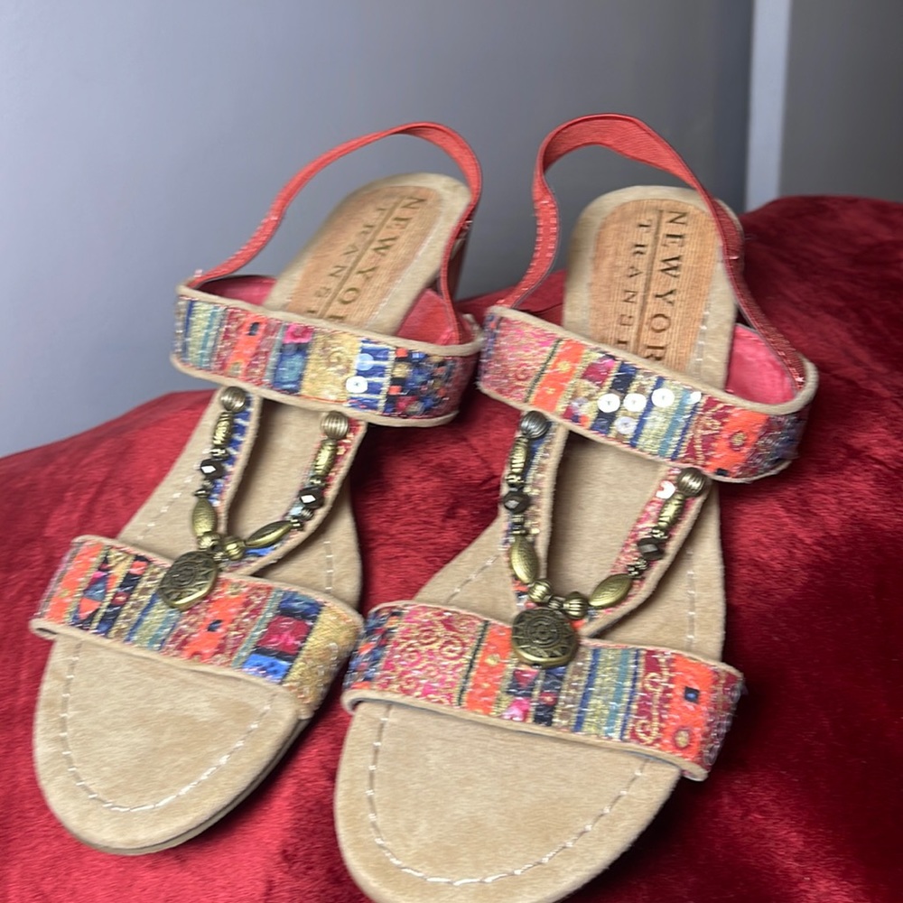 New York Transit sandals size 9M